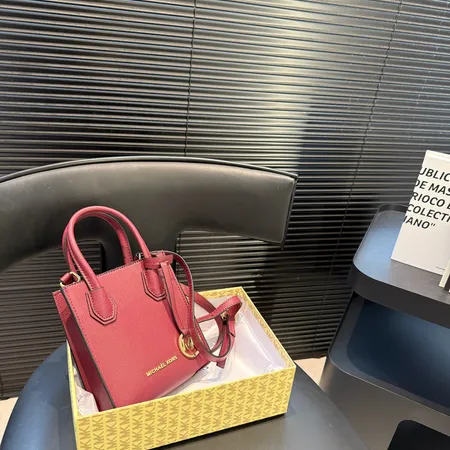 マイケルコース ハンドバッグ