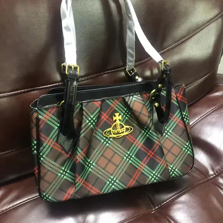 ヴィヴィアン・ウエストウッド ハンドバッグ