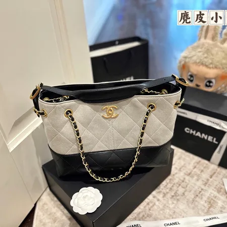 シャネル ハンドバッグ