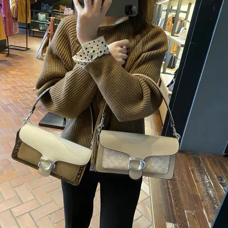 フェンディ ショルダーバッグ