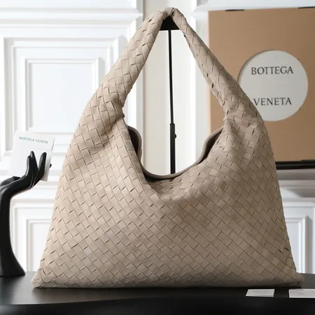 ボッテガ ヴェネタ ハンドバッグ