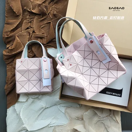 イッセイ ミヤケ ハンドバッグ