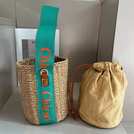 ヴァレンティノ ハンドバッグ