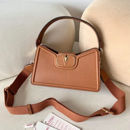 ヴァレンティノ ハンドバッグ