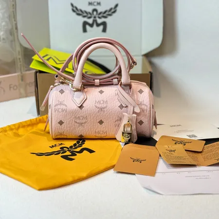 エムシーエム ハンドバッグ