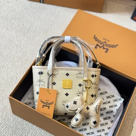 エムシーエム ハンドバッグ