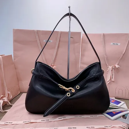 ミュウミュウ ショルダーバッグ