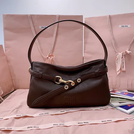 ミュウミュウ ショルダーバッグ