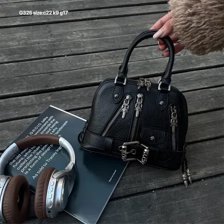 クロムハーツ ハンドバッグ