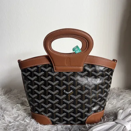 クロムハーツ ショルダーバッグ