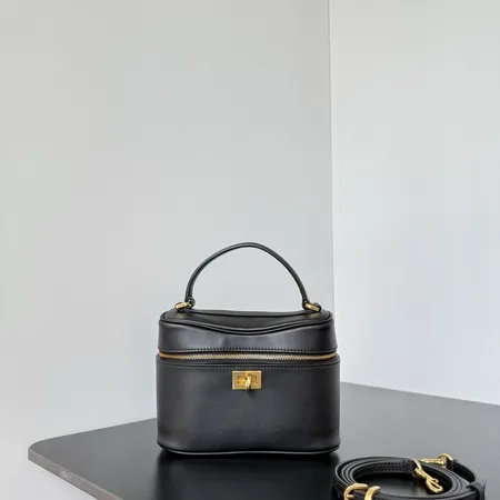 バレンシアガ ハンドバッグ