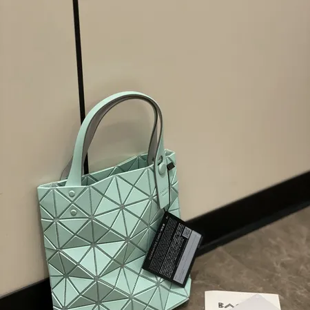 イッセイ ミヤケ ハンドバッグ