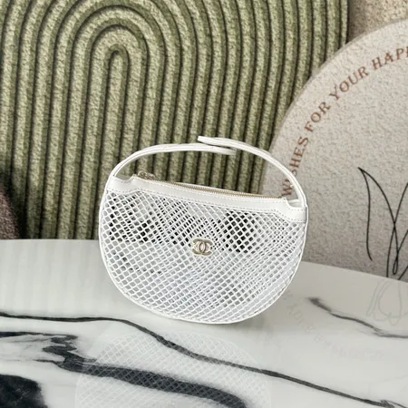 シャネル ハンドバッグ