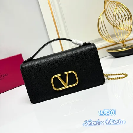 ヴァレンティノ ハンドバッグ