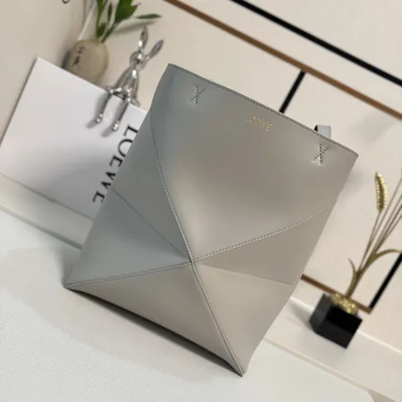 ロエベ ハンドバッグ