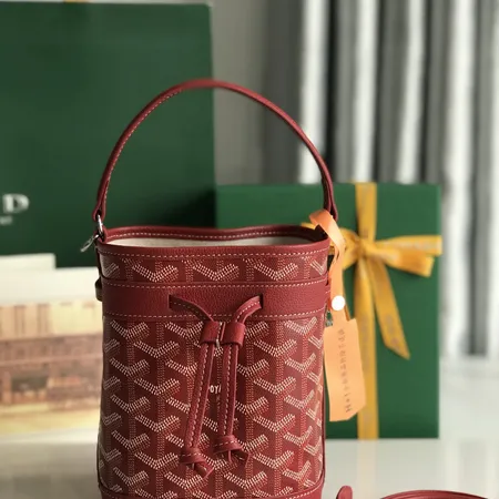 マイケルコース ショルダーバッグ