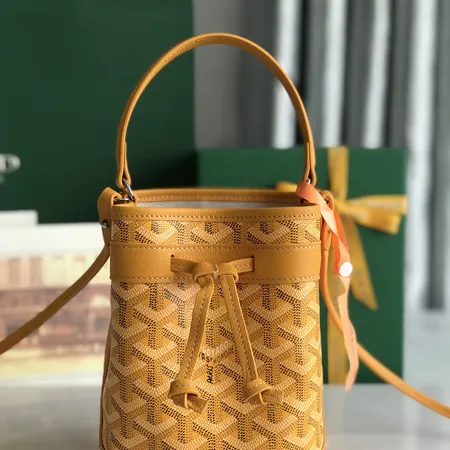 マイケルコース ショルダーバッグ