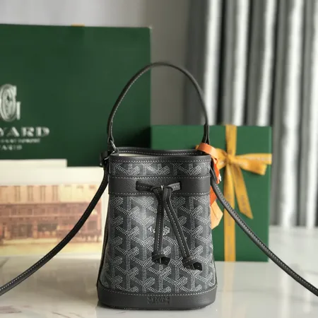 マイケルコース ショルダーバッグ