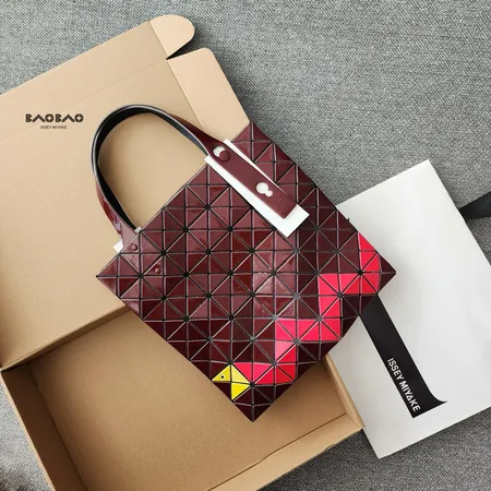 イッセイ ミヤケ ハンドバッグ