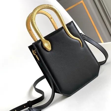 ブルガリ ハンドバッグ