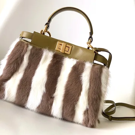 フェンディ ハンドバッグ