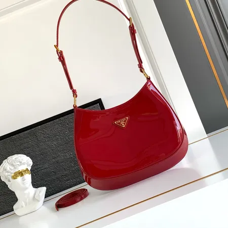 プラダ ショルダーバッグ