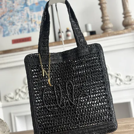 ヴァレンティノ ハンドバッグ