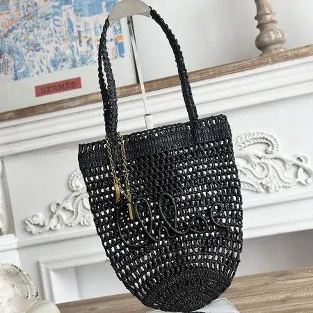 ヴァレンティノ ハンドバッグ