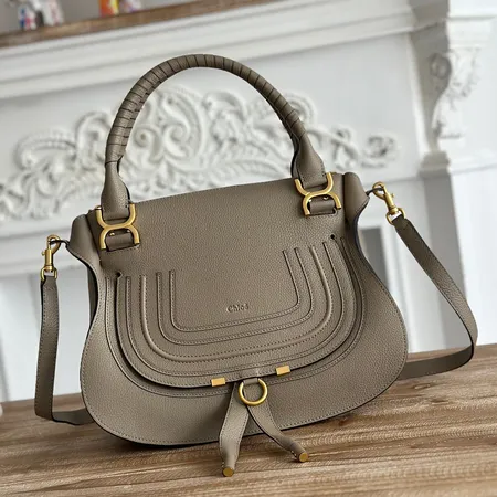 クロエ ショルダーバッグ