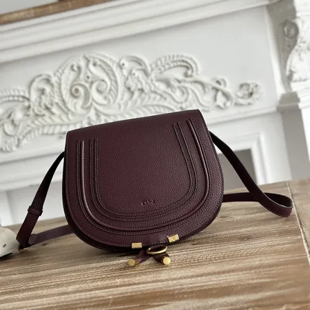 クロエ ショルダーバッグ