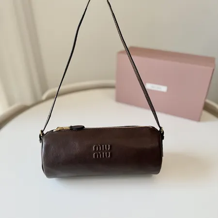 ヴィヴィアン・ウエストウッド ハンドバッグ