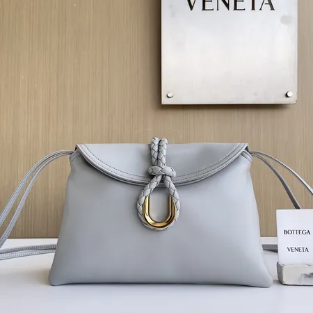 ボッテガ ヴェネタ ショルダーバッグ