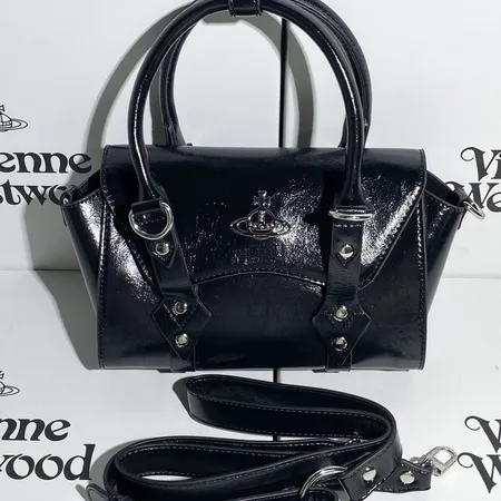 ヴィヴィアン・ウエストウッド ハンドバッグ