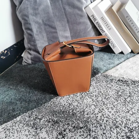 セリーヌ ハンドバッグ