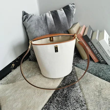 セリーヌ ハンドバッグ