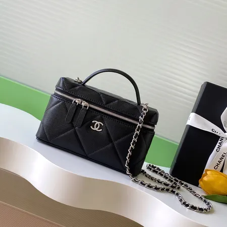 シャネル ハンドバッグ