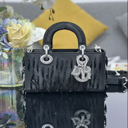 ディオール ハンドバッグ