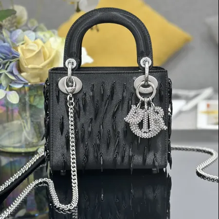 ディオール ハンドバッグ