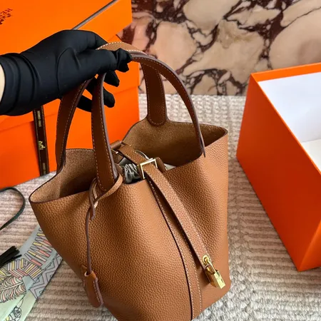 エルメス ハンドバッグ