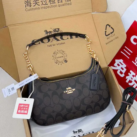 コーチ ハンドバッグ