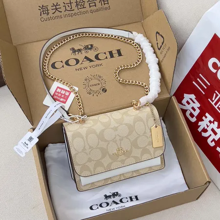 コーチ ショルダーバッグ