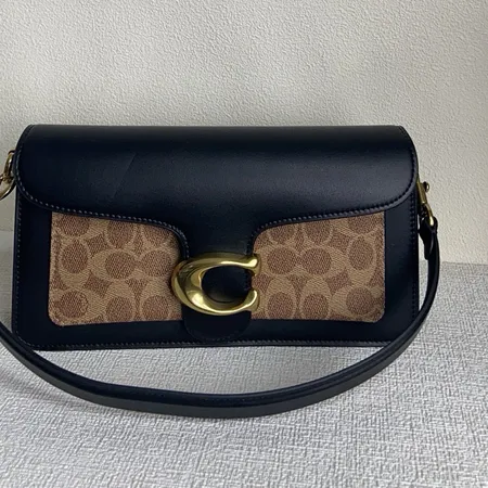 フェンディ ハンドバッグ