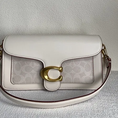 フェンディ ハンドバッグ