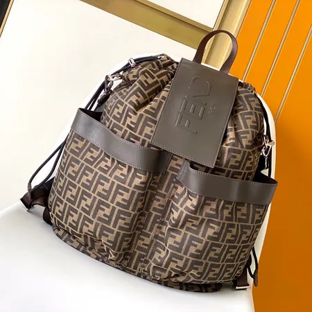 フェンディ リュックサック