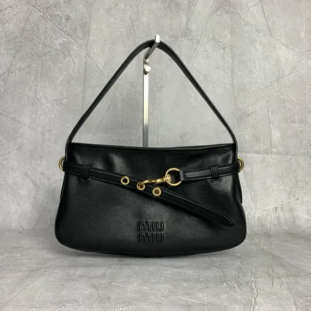 ミュウミュウ ショルダーバッグ