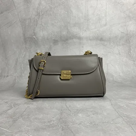 ミュウミュウ ショルダーバッグ