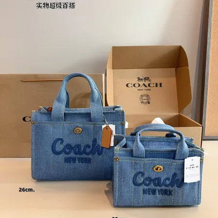 コーチ ハンドバッグ