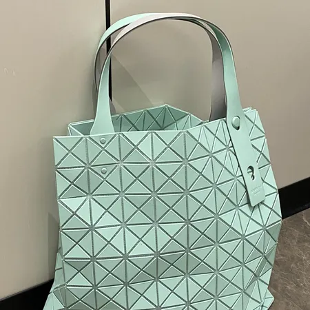 イッセイ ミヤケ ハンドバッグ