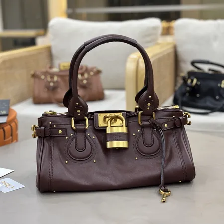 クロエ ハンドバッグ