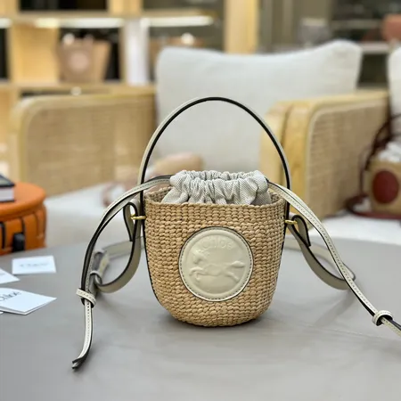 クロエ ハンドバッグ